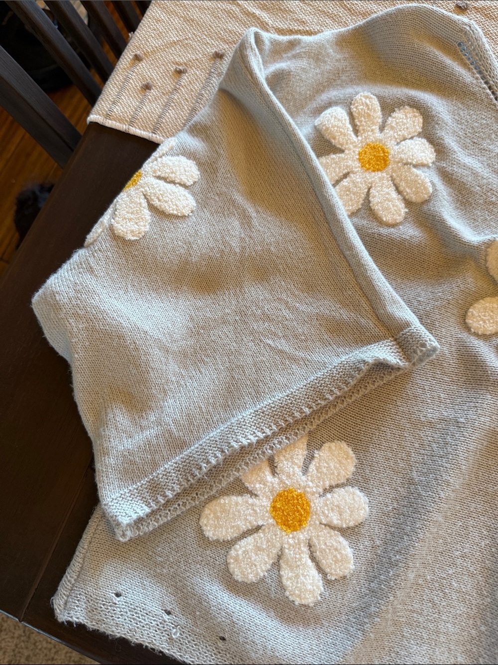 BiBi Light Gray Daisy Knit Pullover with Yellow Centers - Picture 3 of 3